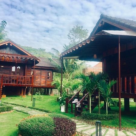 Anna Pham Bungalow - Friendly Local Phú Quốc-sziget Kültér fotó