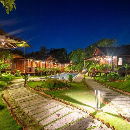 Anna Pham Bungalow - Friendly Local Phú Quốc-sziget Kültér fotó