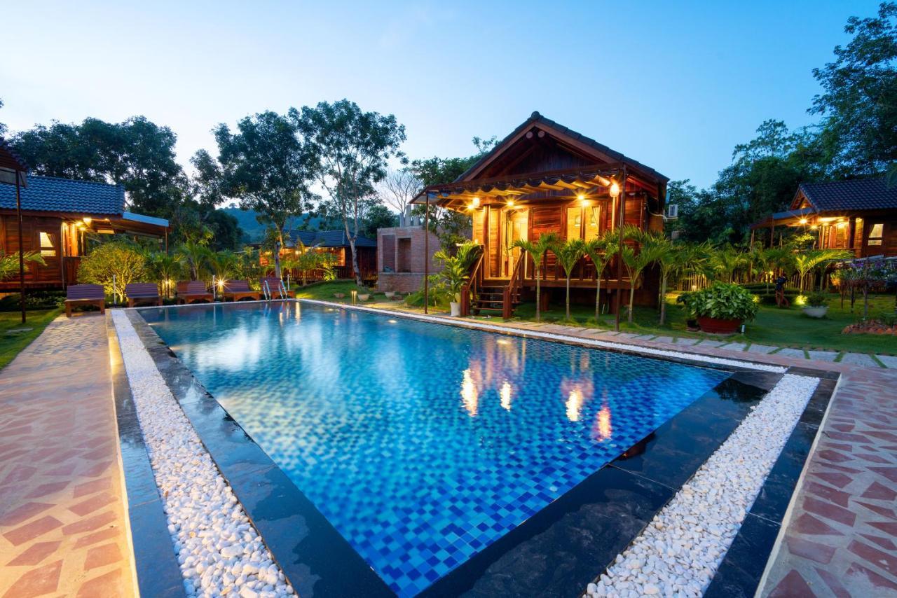 Anna Pham Bungalow - Friendly Local Phú Quốc-sziget Kültér fotó